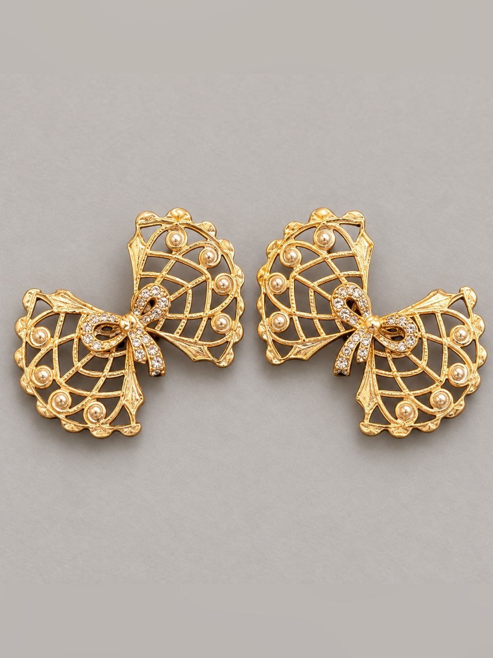 New Vintage Sophista’ Katz Gold Tone Bow Fan Pearl Accent Statement Earrings